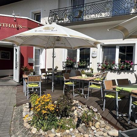 Gasthaus "Zur Alten Dorfschmiede" Metterich Exterior photo
